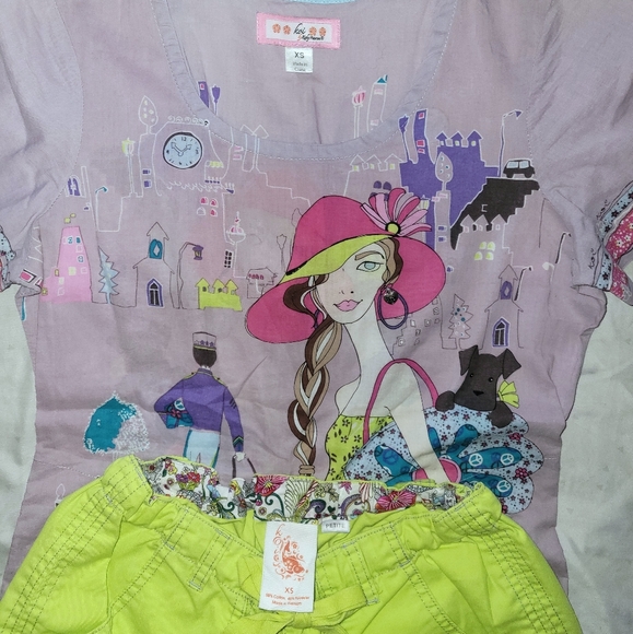 Koi Scrub Top with a Shopping Girl size XSmall - Picture 3 of 3